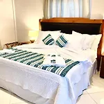 La Isla Resort