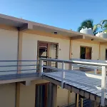 Beach Club Budget Rooms At Popeyes Caye Caulker