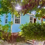 Seahorse Cabana