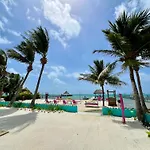 Barefoot Beach Belize