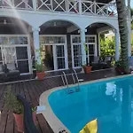 Caye Caulker Boutique Guesthouse 3