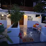 Amanda\'S Place Yellow Studio - Pool And Tropical Garden