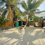 Bella\'S Backpackers Hostel
