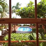 Seaside Cabanas Hotel