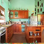 Slo-N-Ez Villa Terrace