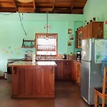 Slo-N-Ez Villa Terrace