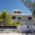 The French Lady Guesthouse