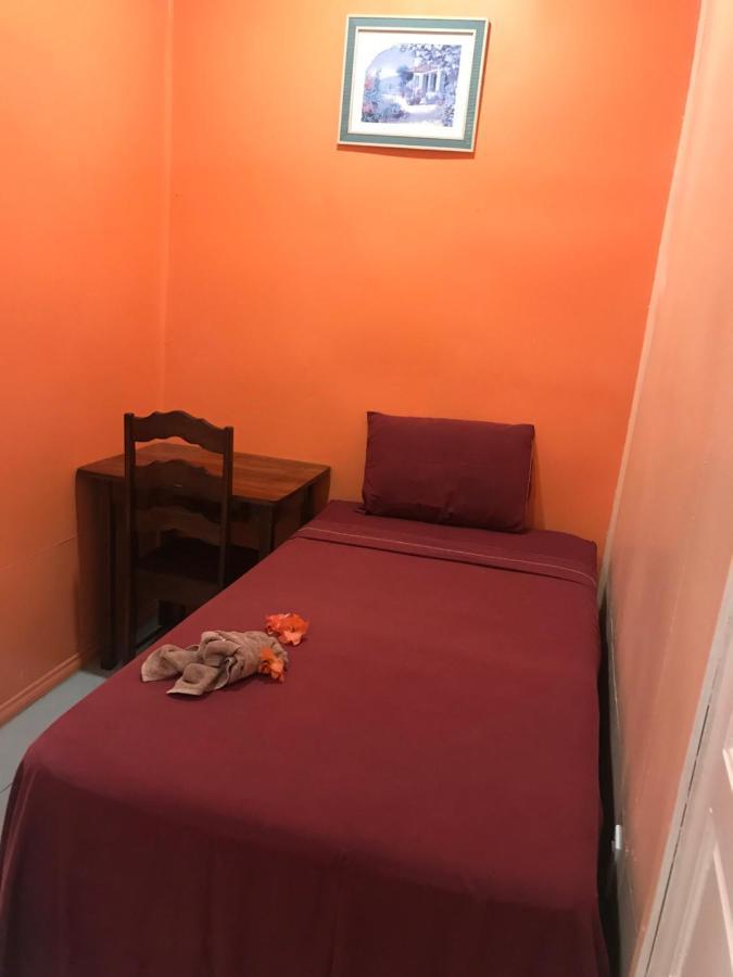 Hotel Tropical Paradise Express Caye Caulker