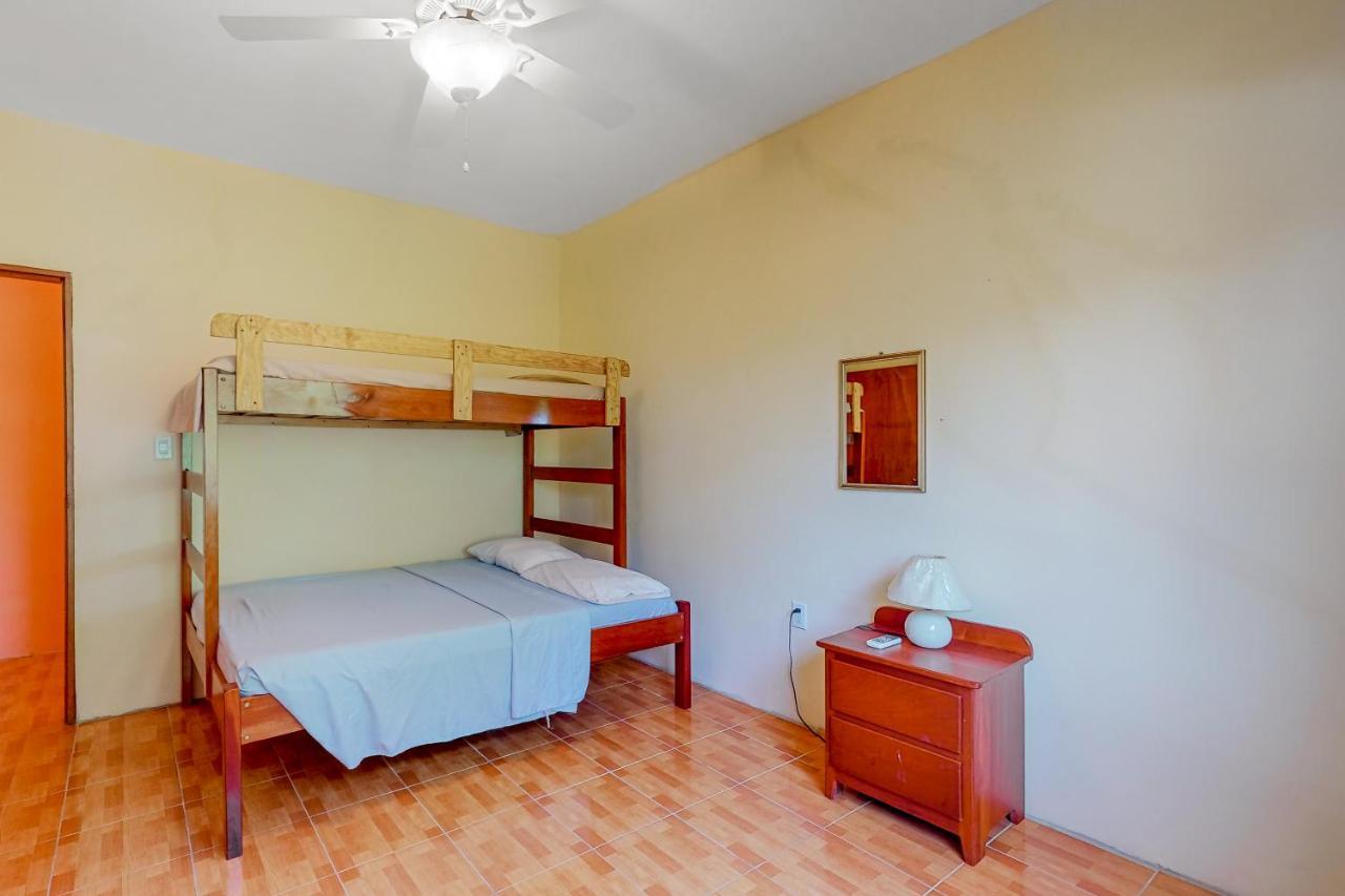 De Real Macaw Apartment