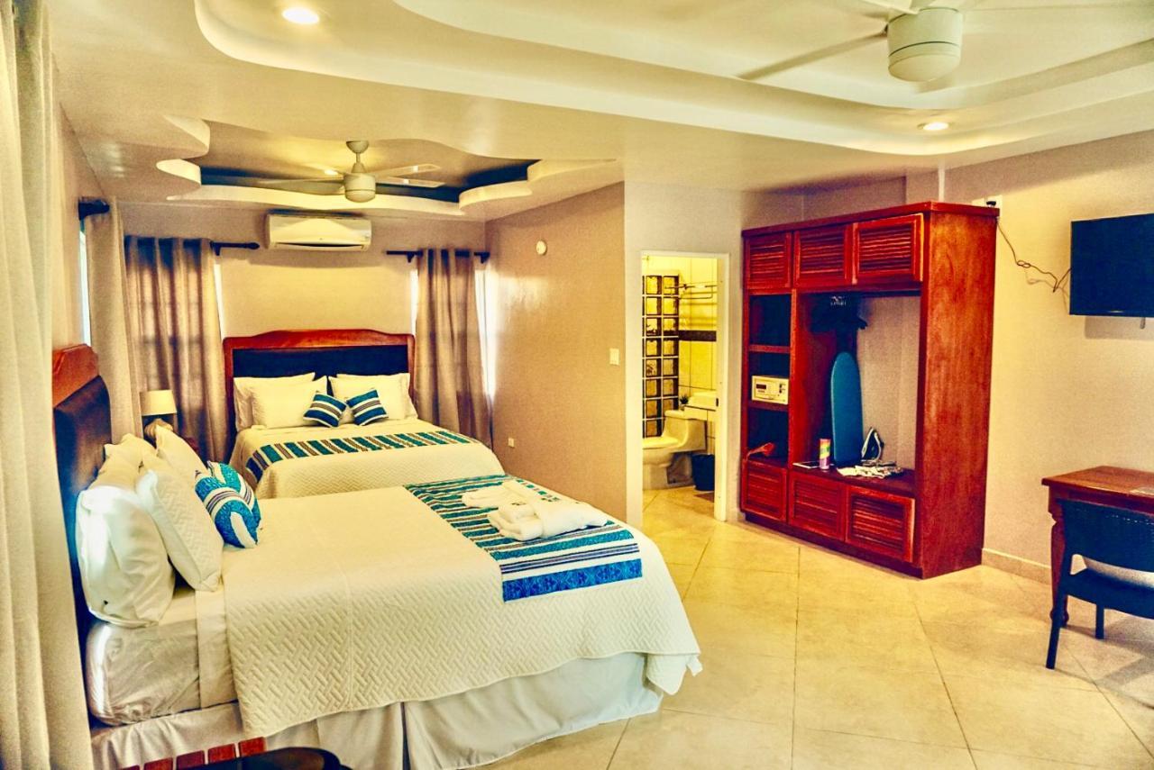 Hotel La Isla