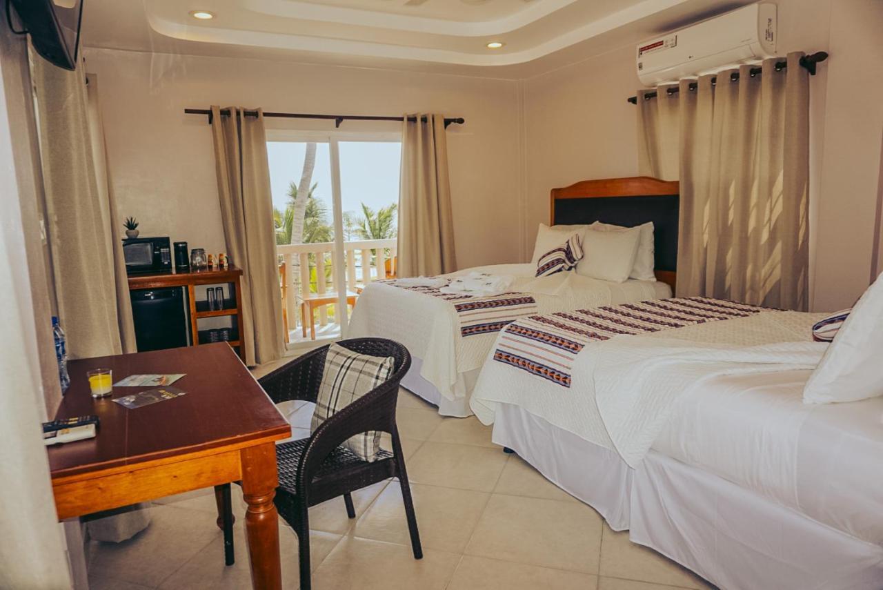 La Isla Hotel