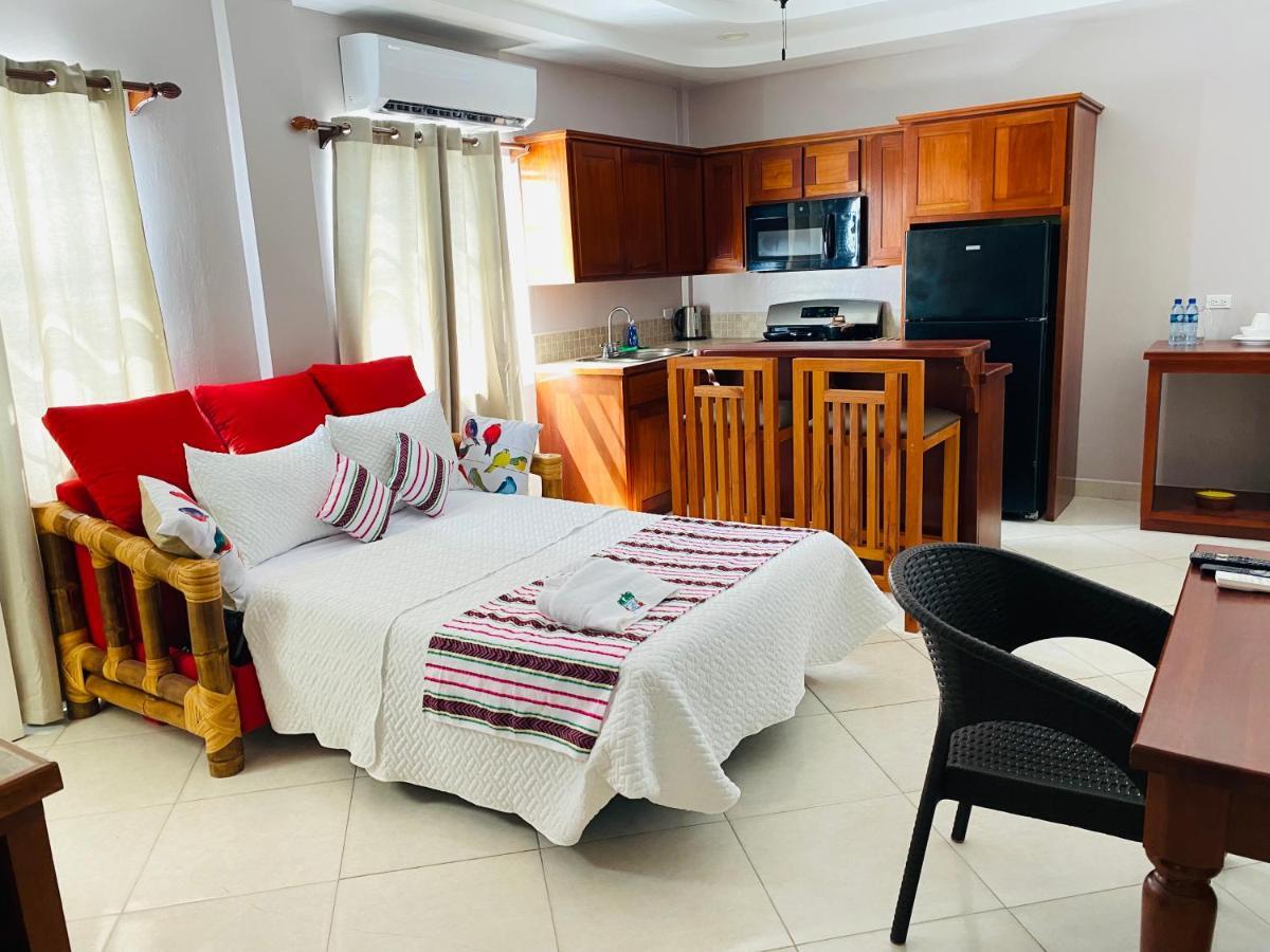 Hotel La Isla Caye Caulker