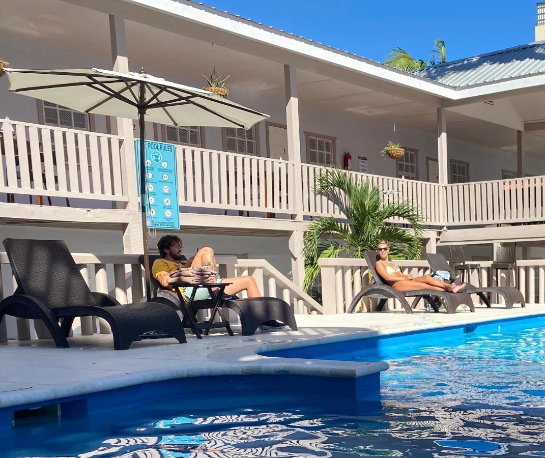 La Isla Hotel