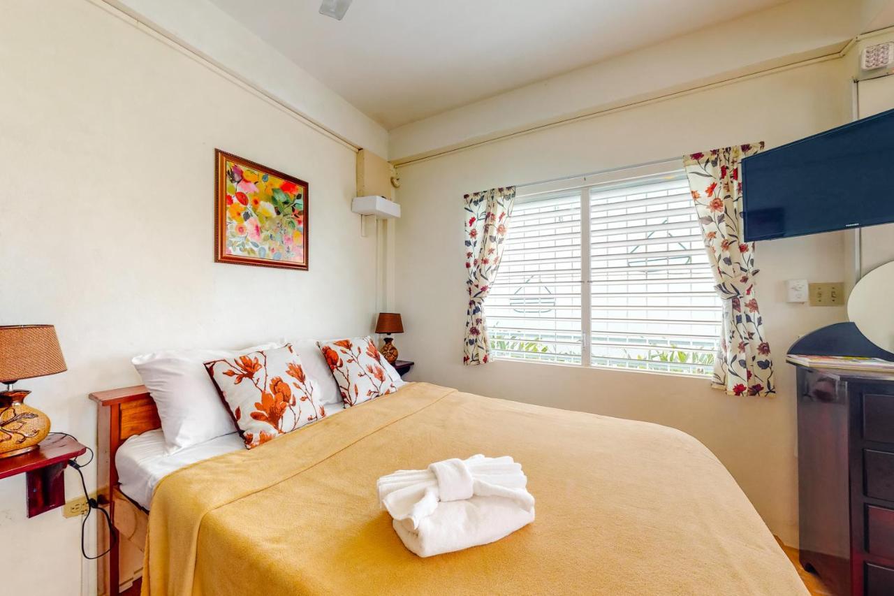 Almond Tree 3 At Island Gold Standard Certified Hotel