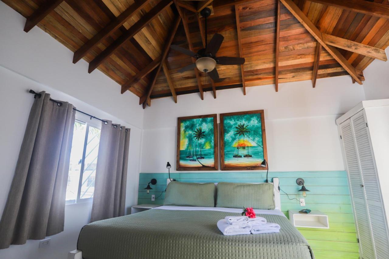 Hotel Treetops