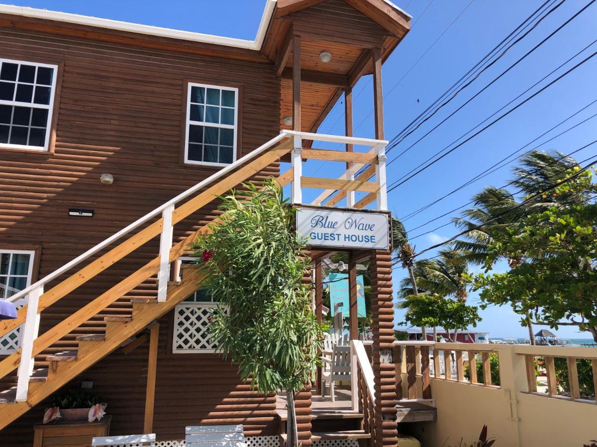 Blue Wave Caye Caulker