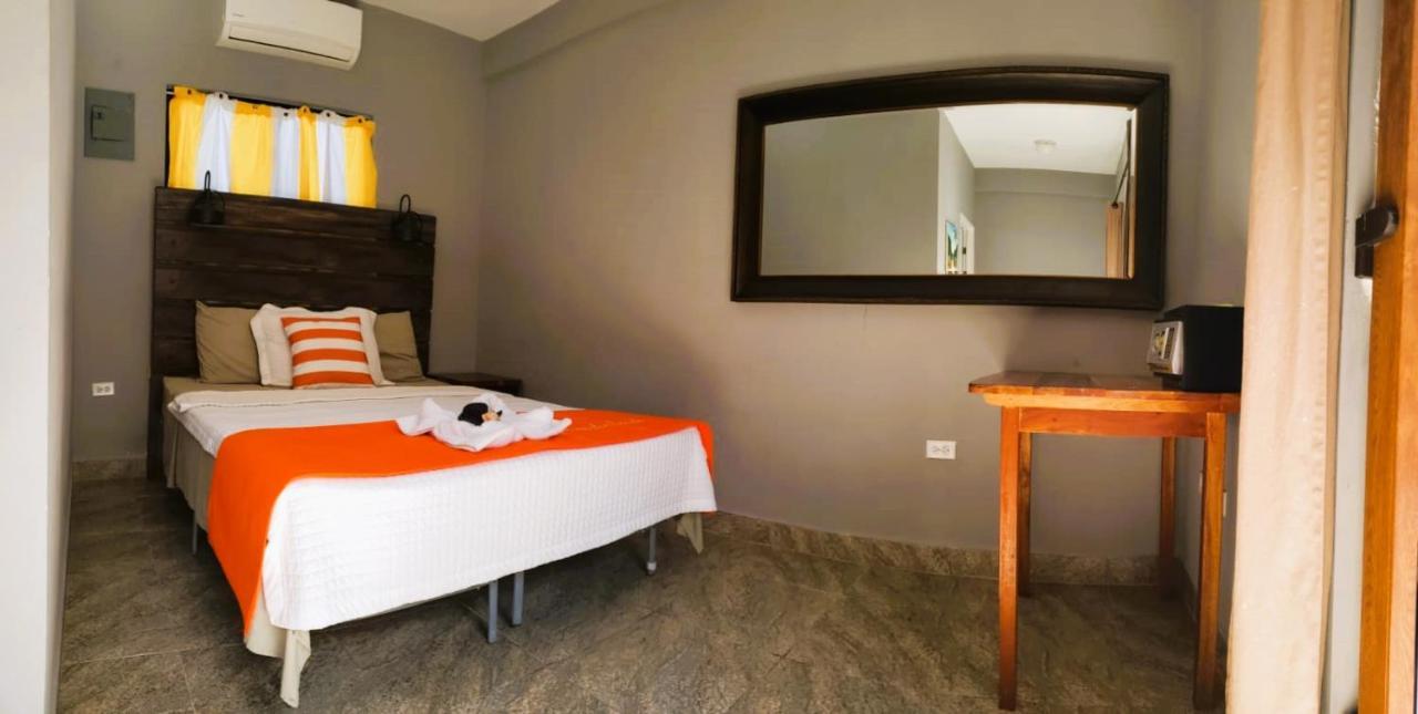 Aparthotel Popeyes Beach Condo, Caye Caulker