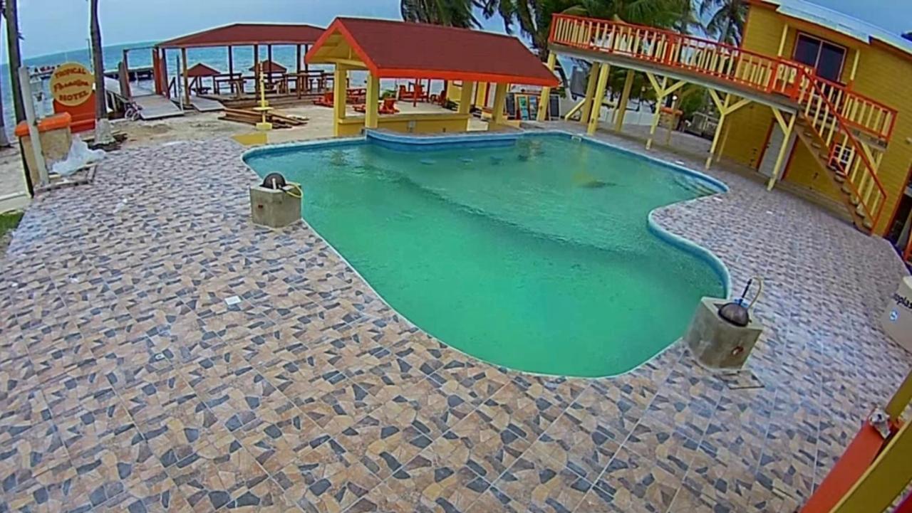 Tropical Paradise Express Caye Caulker