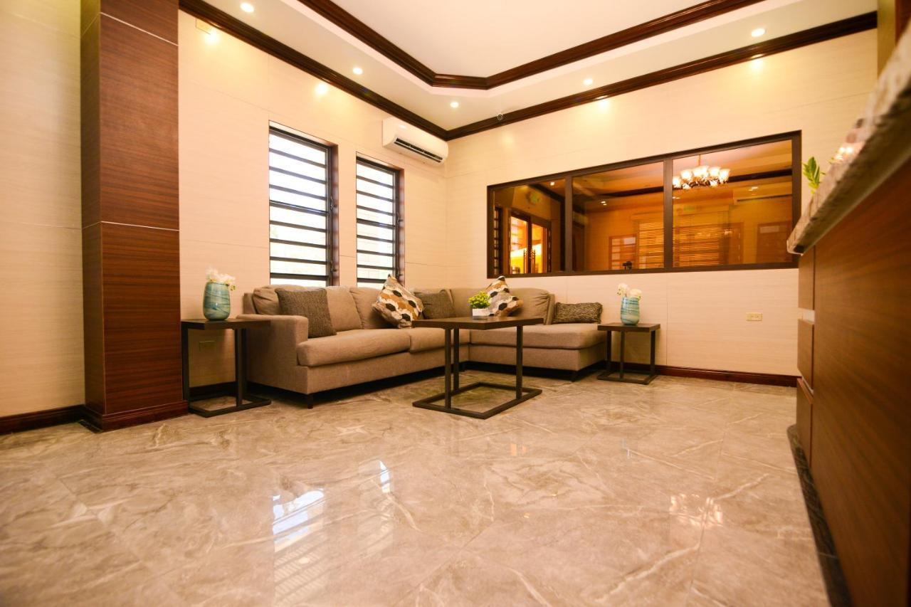 The Caye Hotel *