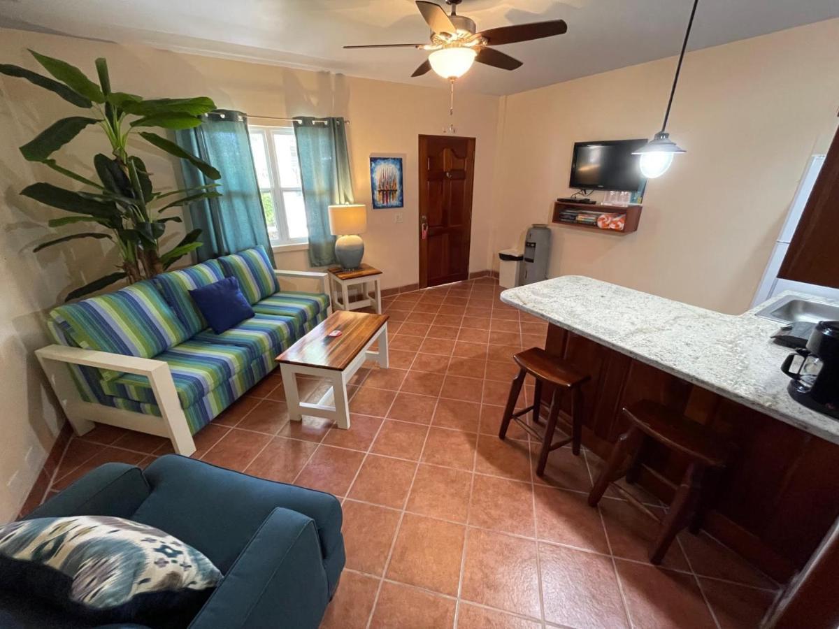 Aparthotel Pura Vida Caye Caulker