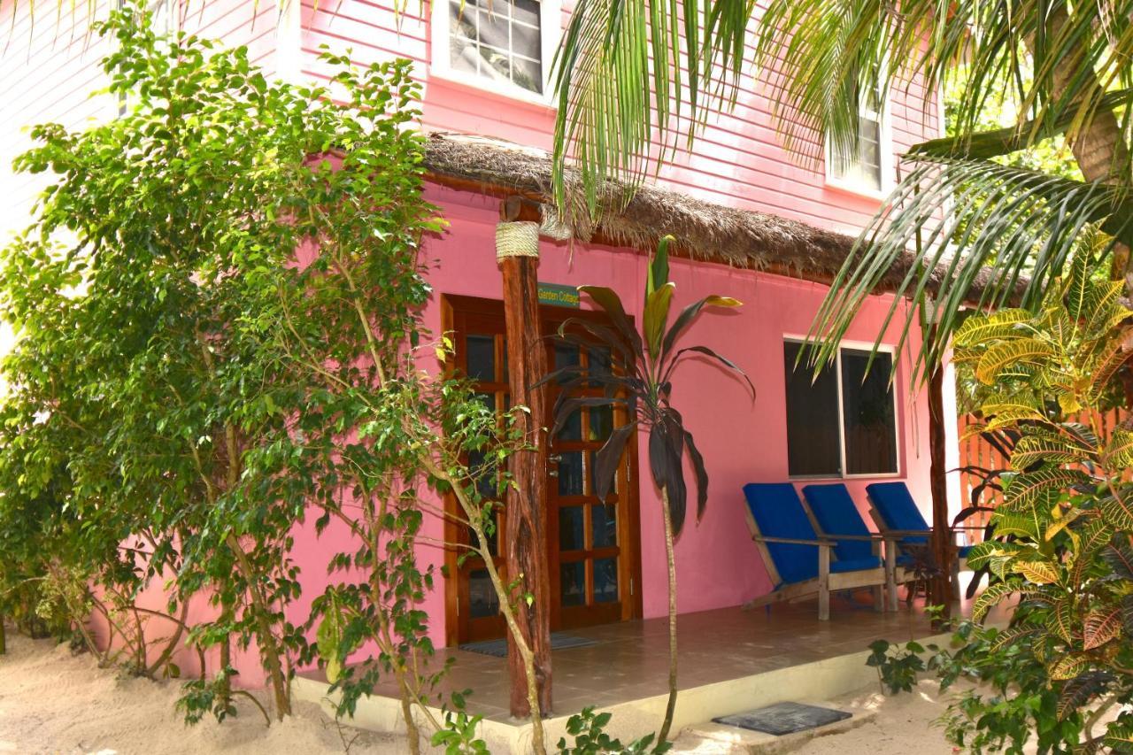 Palmetto Garden Caye Caulker