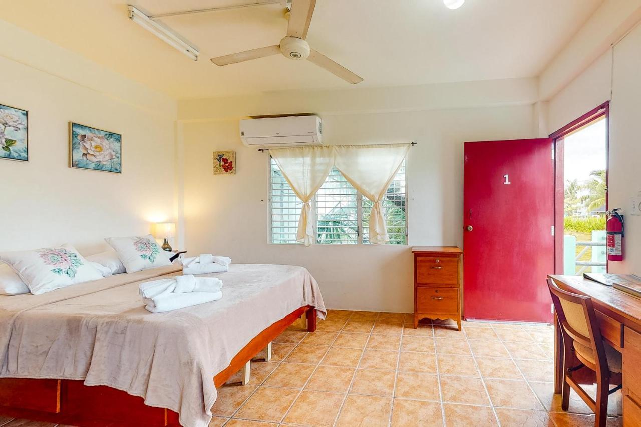 Apartment Island Gold Standard Certified Caye Caulker
