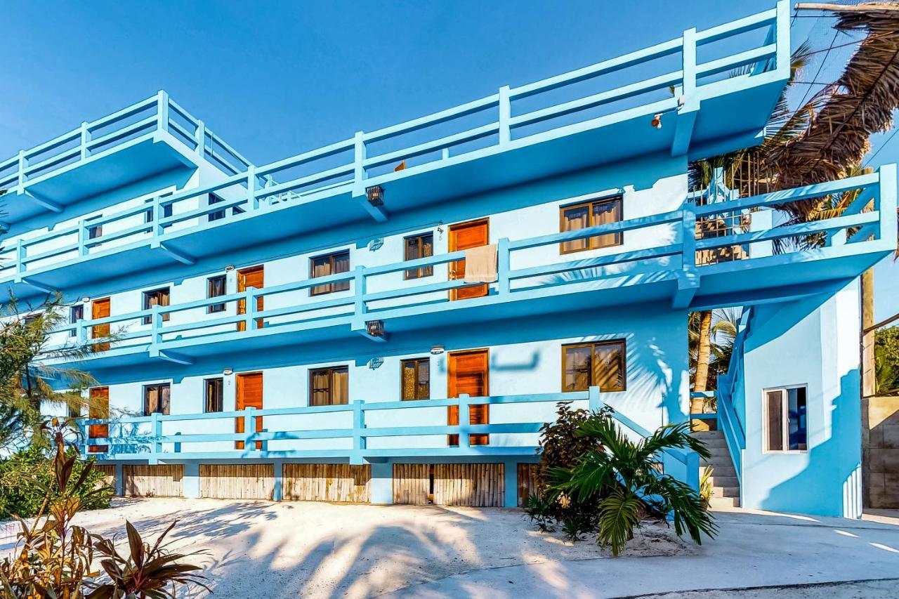 Mayan Falls Gold Standard And Corridor Certified Motel Caye Caulker
