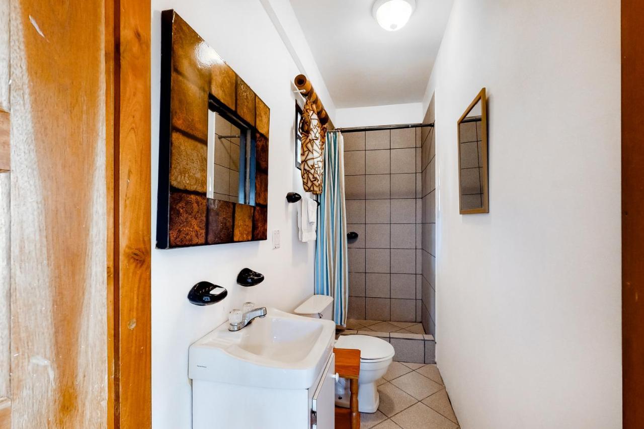 Motel Mayan Falls Gold Standard And Corridor Certified Caye Caulker