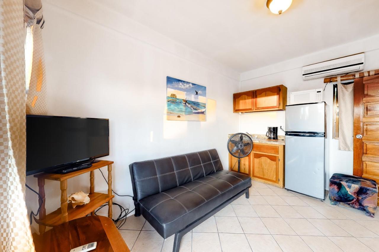 Mayan Falls Gold Standard And Corridor Certified Motel *