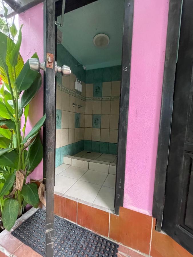 Guest house Sea N Sun Caye Caulker