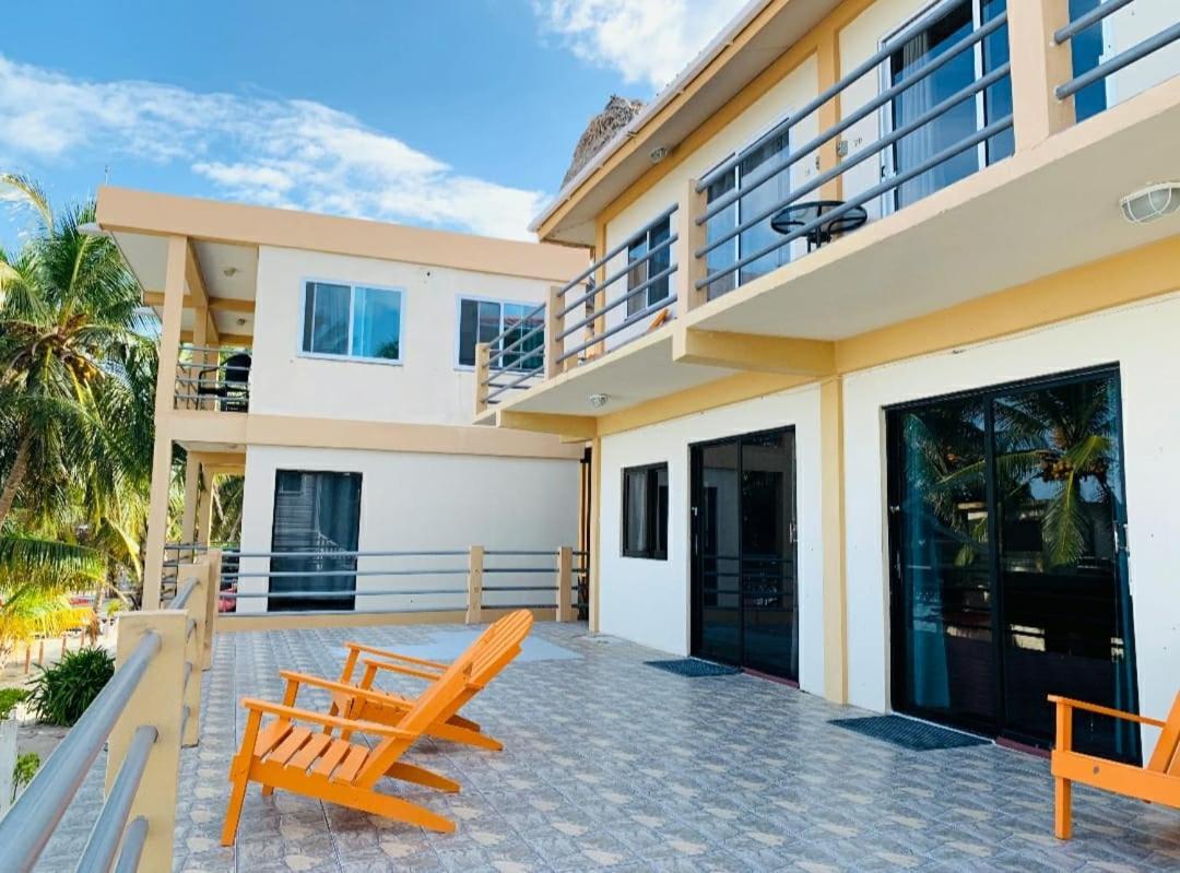 Aparthotel Popeyes Beach Condo, *