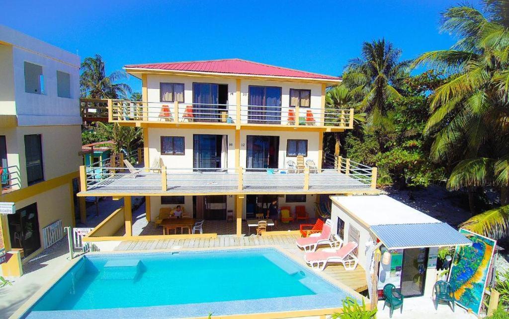 Aparthotel Club Budget At Popeyes Caye Caulker