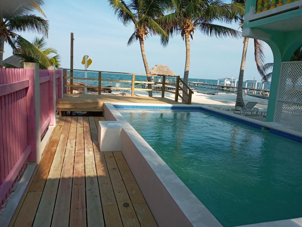Barefoot Belize * Caye Caulker