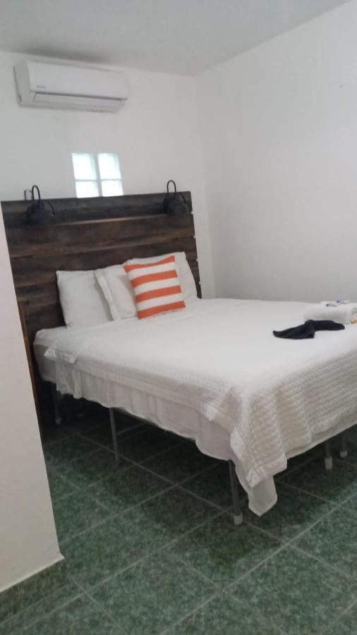 Club Budget At Popeyes Aparthotel *