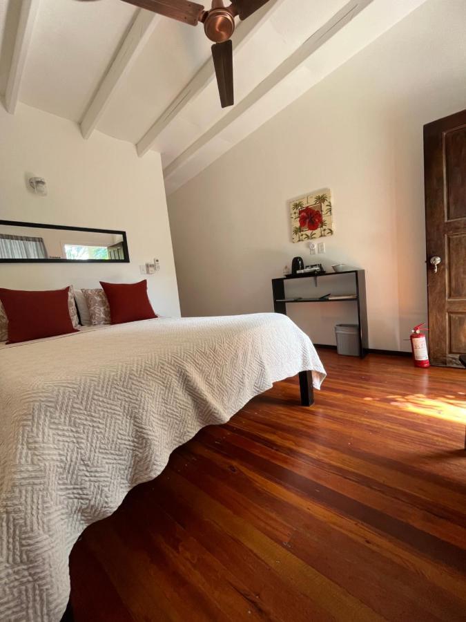 Hotel Dreamcabanas