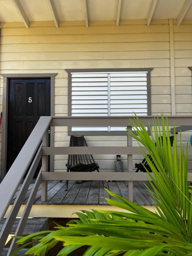 Dreamcabanas 2*