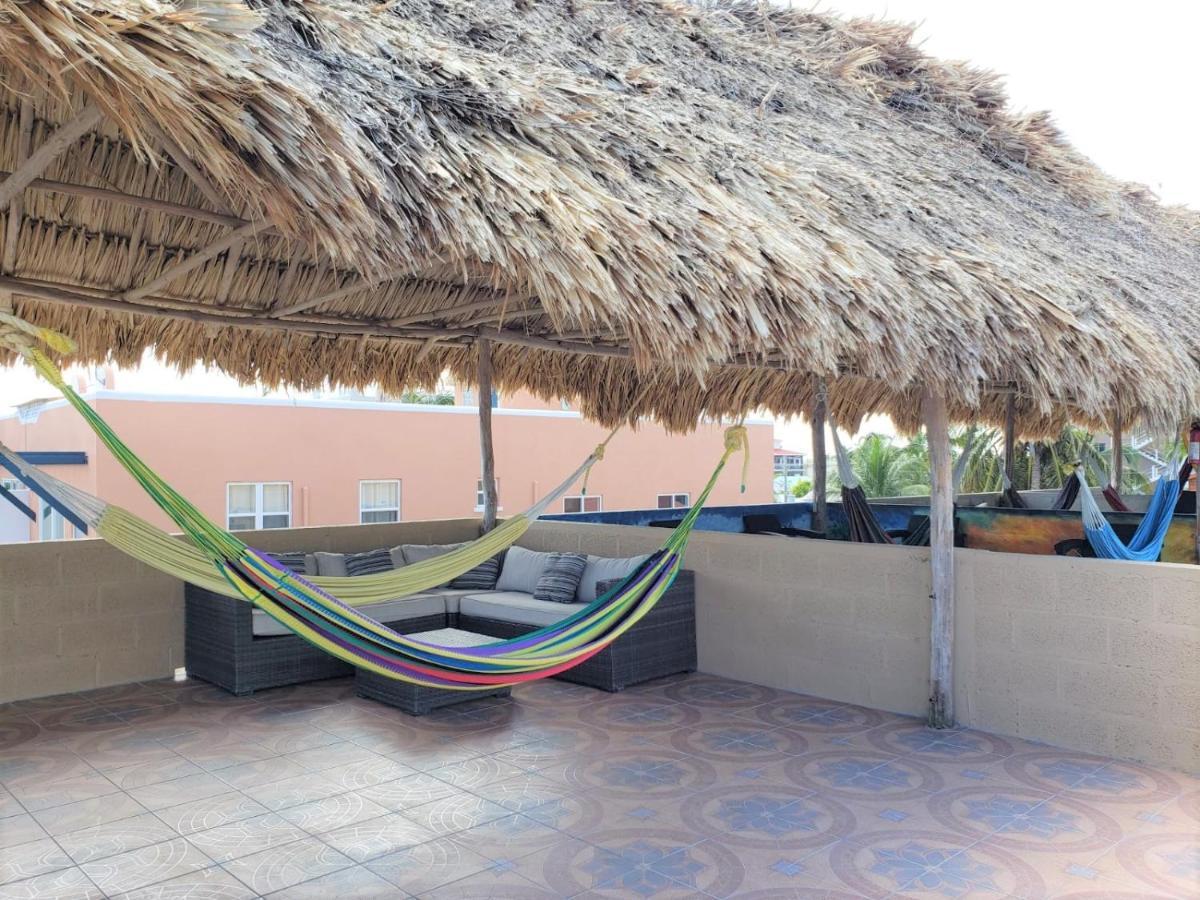 Club At Popeyes Apartamento