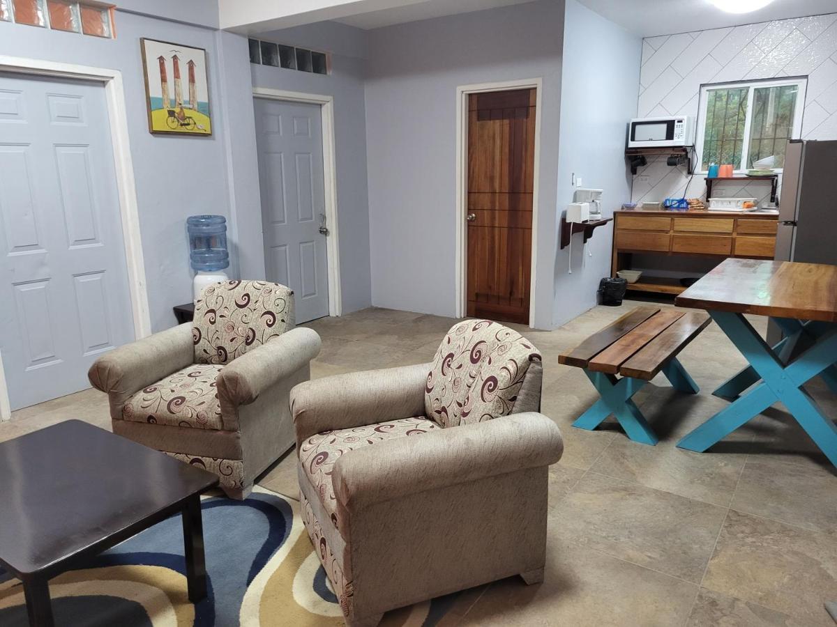Rachel Land Apartment *