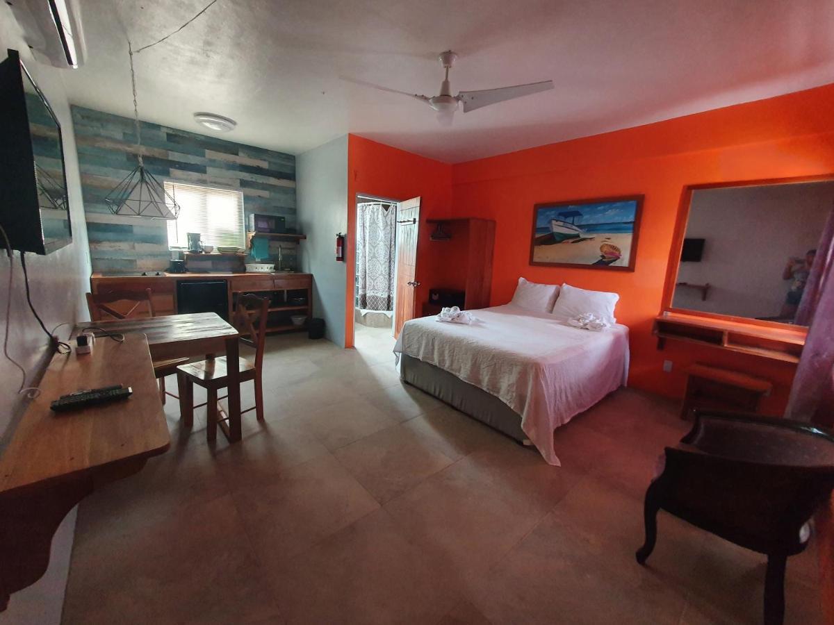 Apartment Rachel Land Caye Caulker