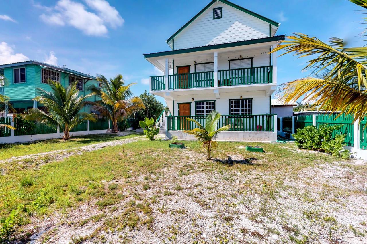 Roughrider Gold Standard Certified * Caye Caulker