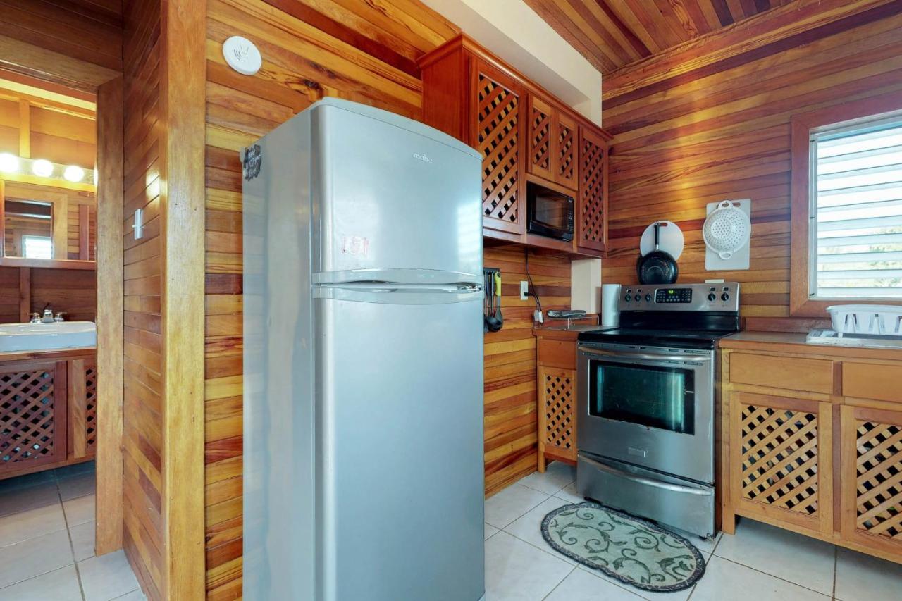 Roughrider Gold Standard Certified Caye Caulker