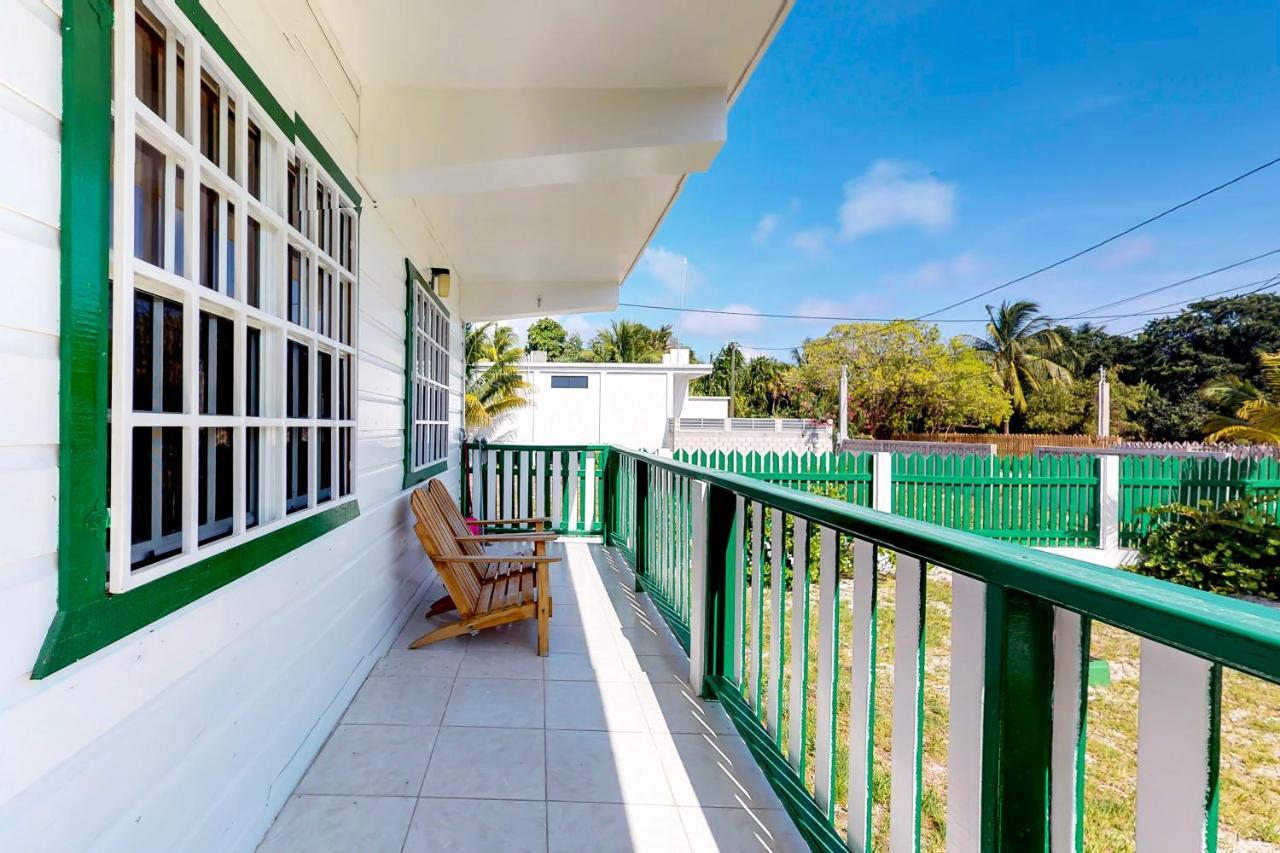 Casa de férias Roughrider Gold Standard Certified Caye Caulker