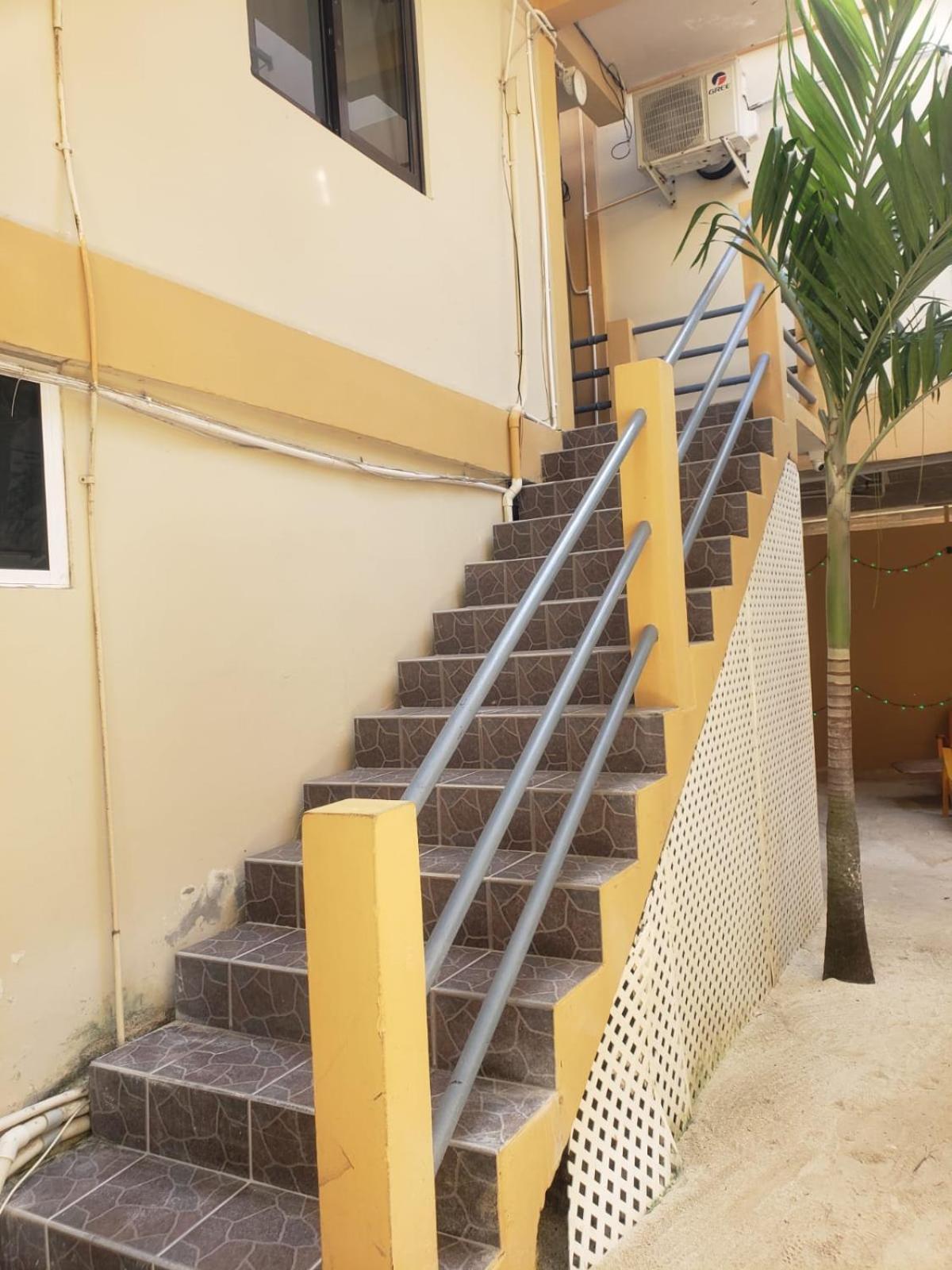 Aparthotel Side By Ccvh Caye Caulker