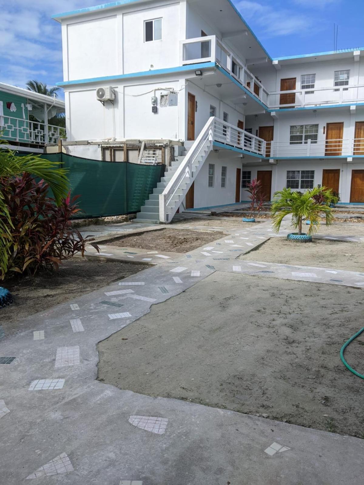 Rachel Land * Caye Caulker