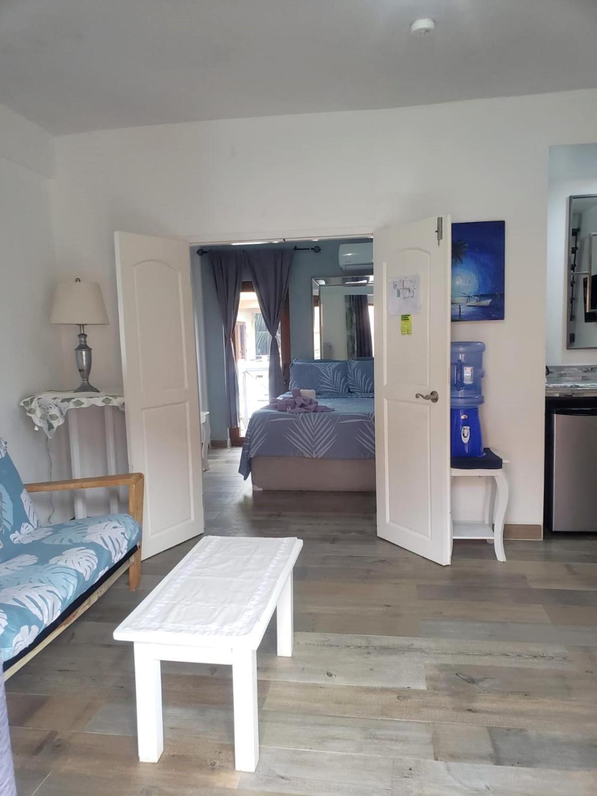 Apartamento Club At Popeyes Cayo Caulker