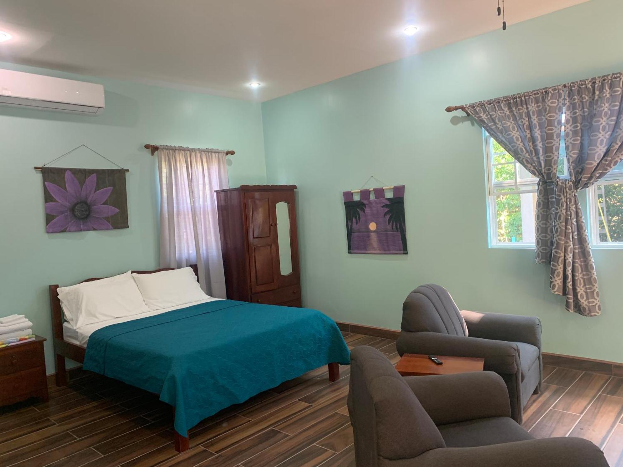Lily Pad Ii Guest house