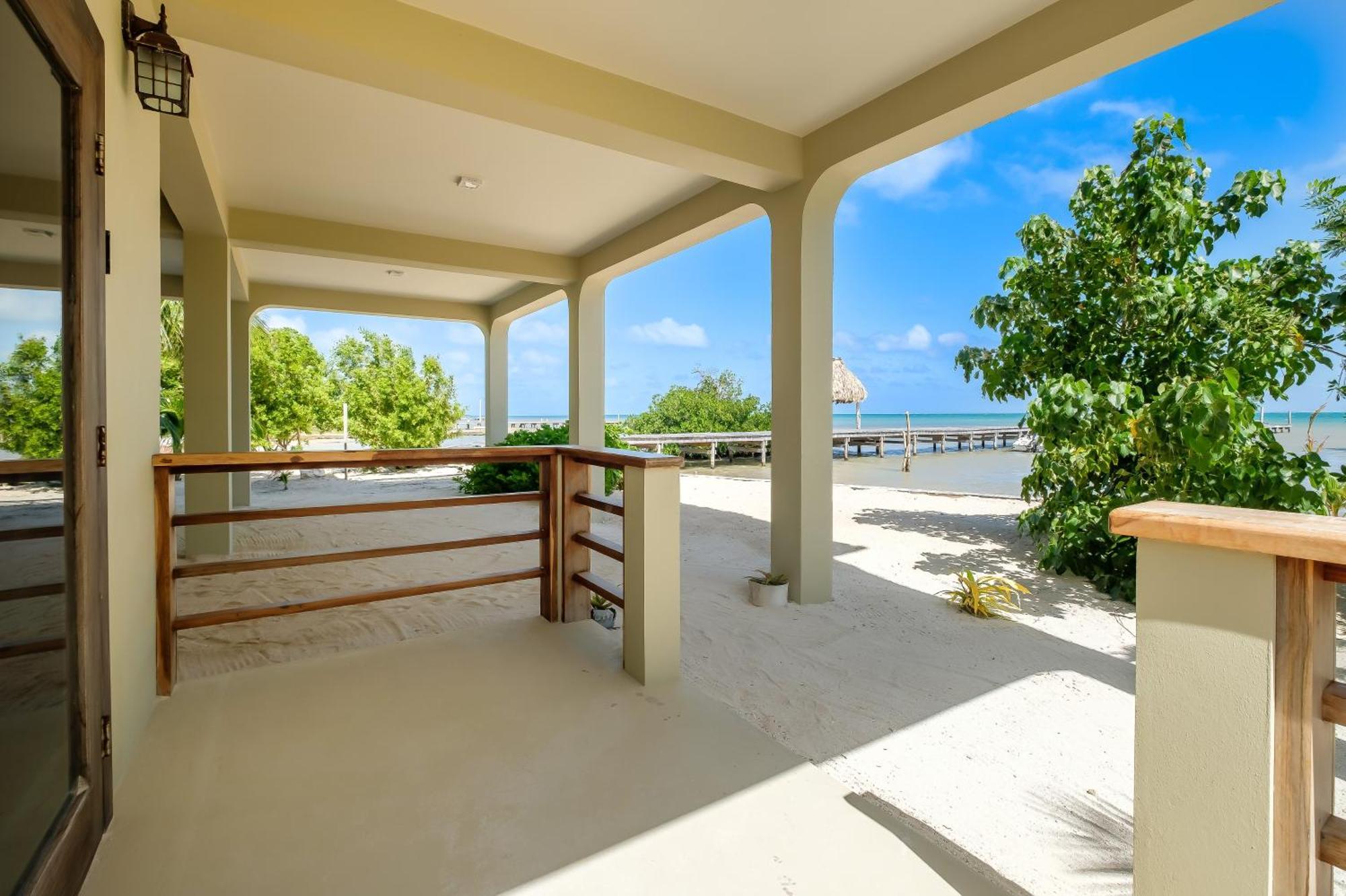 Beachfront Island Pearl Gold Standard Certified