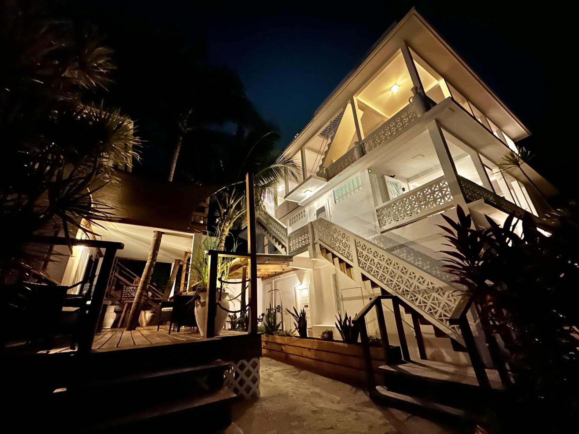 Treetops 5* Caye Caulker