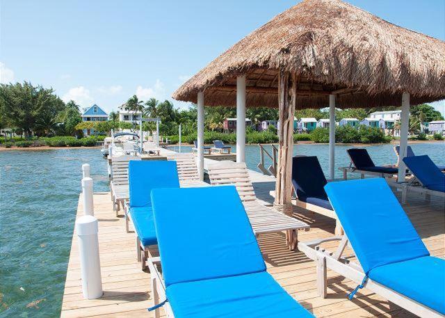 Sandy's Secret * Caye Caulker