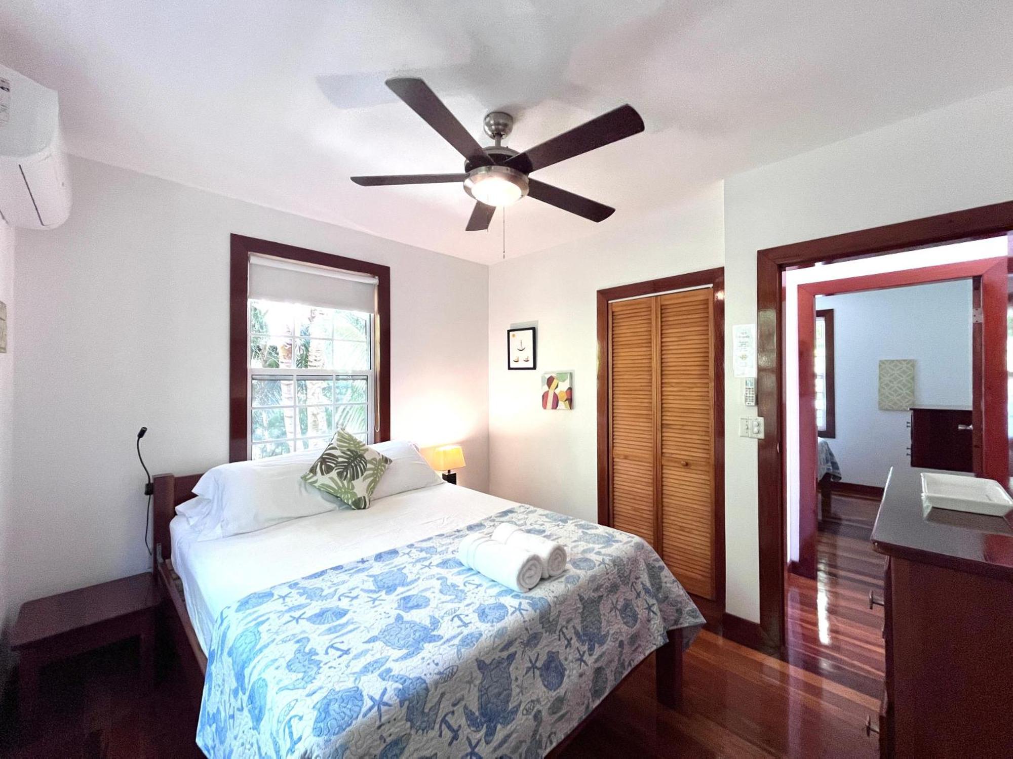 Barbara's House Caye Caulker